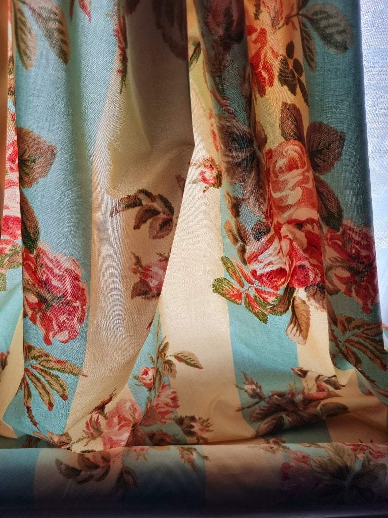 Kunstig 'Roses Forever' katoen interieur stof, Overige kleuren, 120 cm of meer, Nieuw, Ophalen of Verzenden