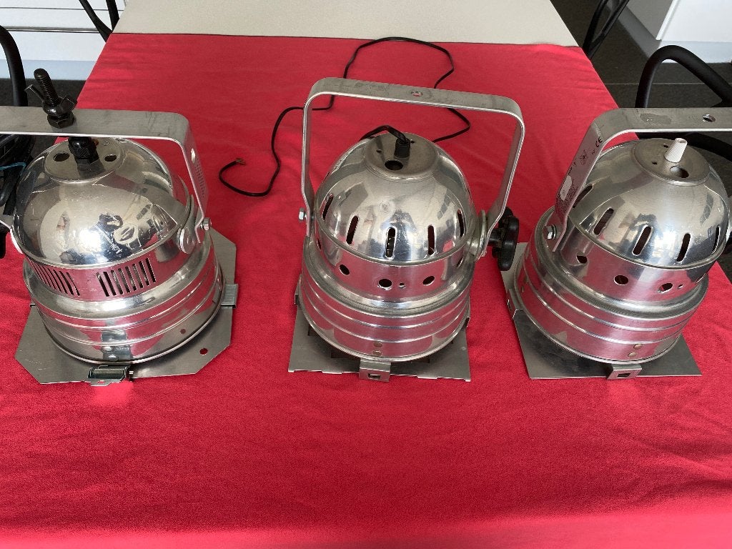 Theater lampen, Ophalen