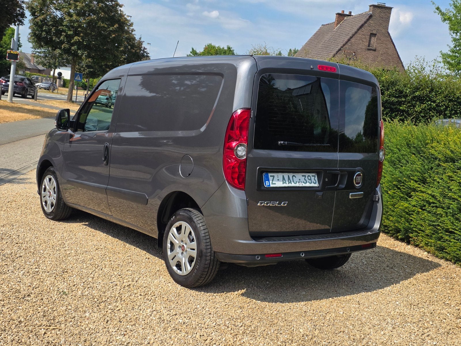 Fiat Doblo 1.6d euro6d* premium* carplay, 3zit, camera, btw, Auto's, Voorwielaandrijving, Dealer onderhouden, Stof, 4 cilinders