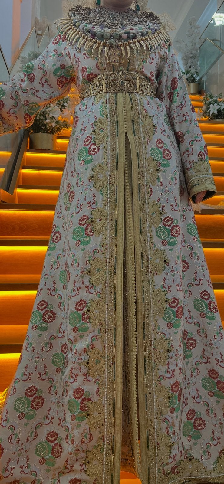 Takchita, takshita,kebsa,kaftan, ziana spullen te koop, Enlèvement ou Envoi, Comme neuf