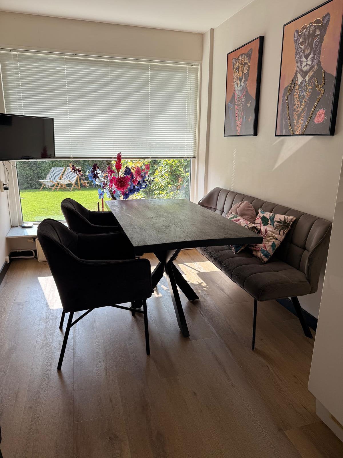 Zwarte Mangohout Tafel met grijze stoffe bank, Ophalen, Gebruikt, 150 tot 200 cm, Modern