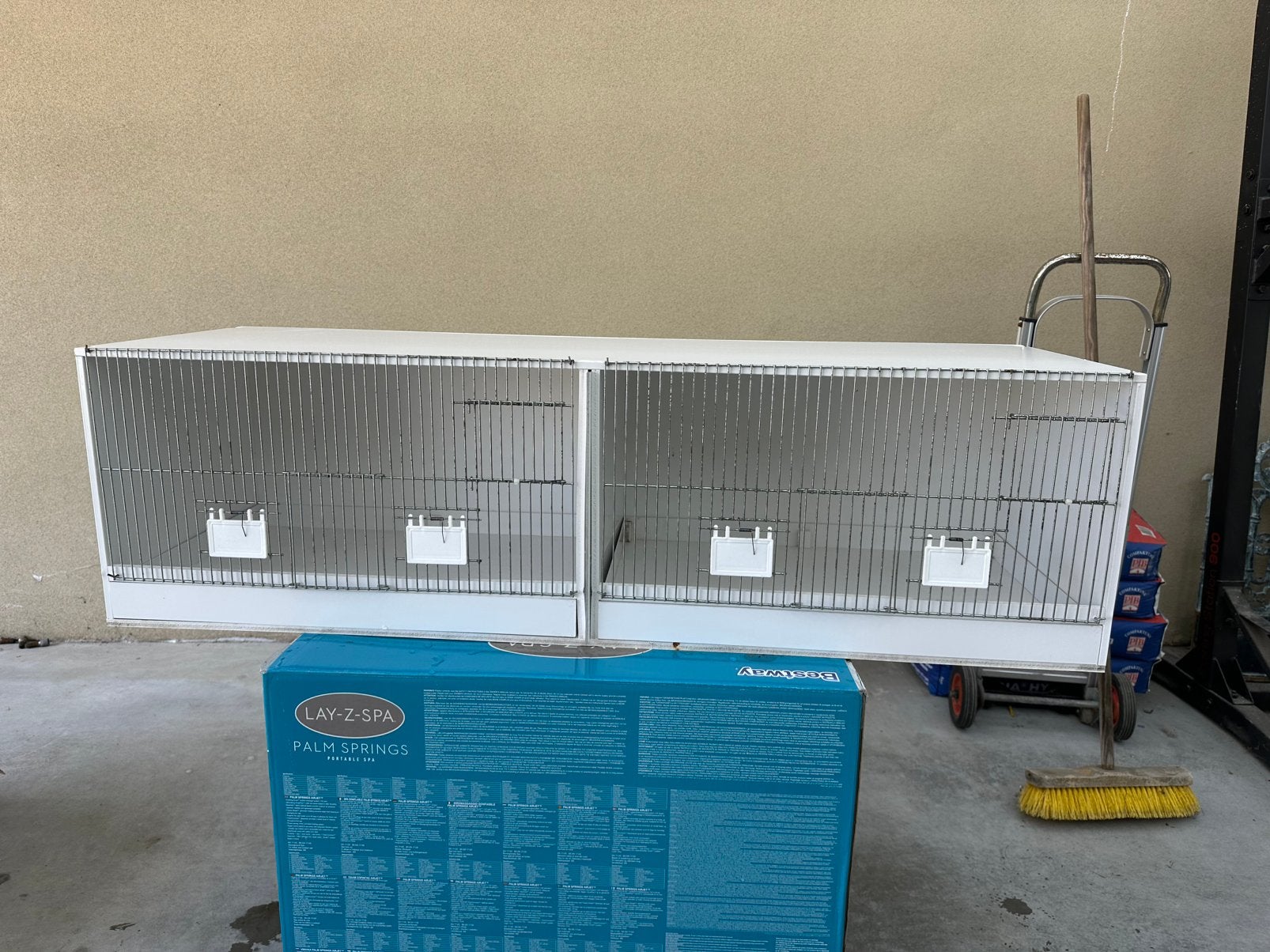 Cage d'élevage avec éclairage LED (cage d'élevage en PVC), Animaux & Accessoires, Enlèvement, Comme neuf