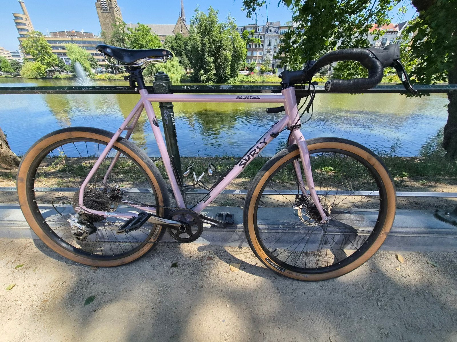 SURLY MIDNIGHT SPECIAL LILAC T56, Enlèvement