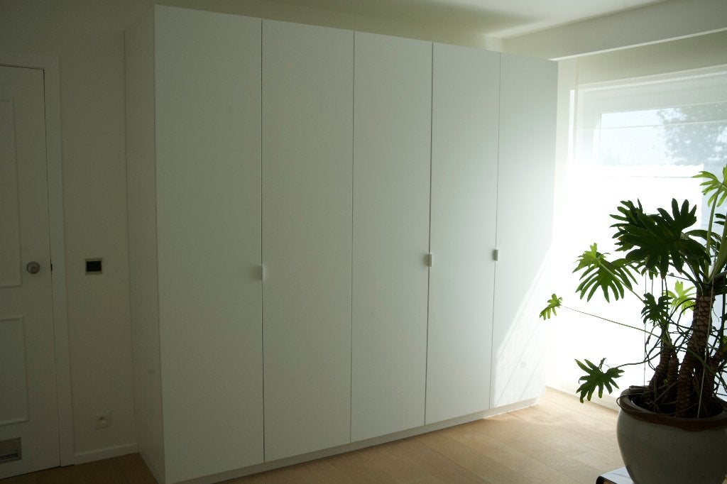 Moderne Kleerkast, Huis en Inrichting, Kasten | Kleerkasten, Ophalen, 200 cm of meer, Met plank(en), Zo goed als nieuw