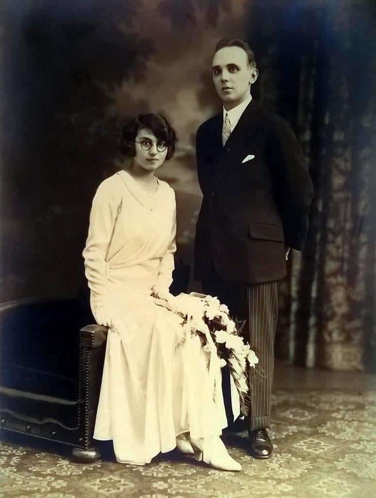 Oude huwelijksfoto (groot formaat), Foto, Ophalen of Verzenden, Zo goed als nieuw, Voor 1940