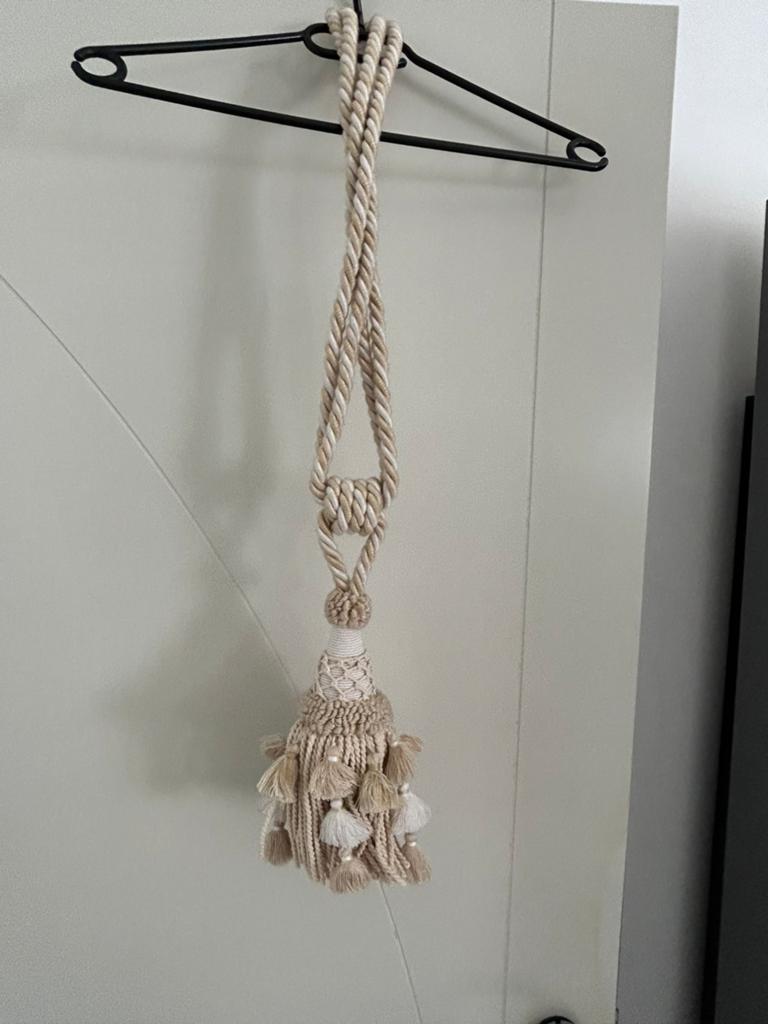 6 beige embrasse, Ophalen, Zo goed als nieuw