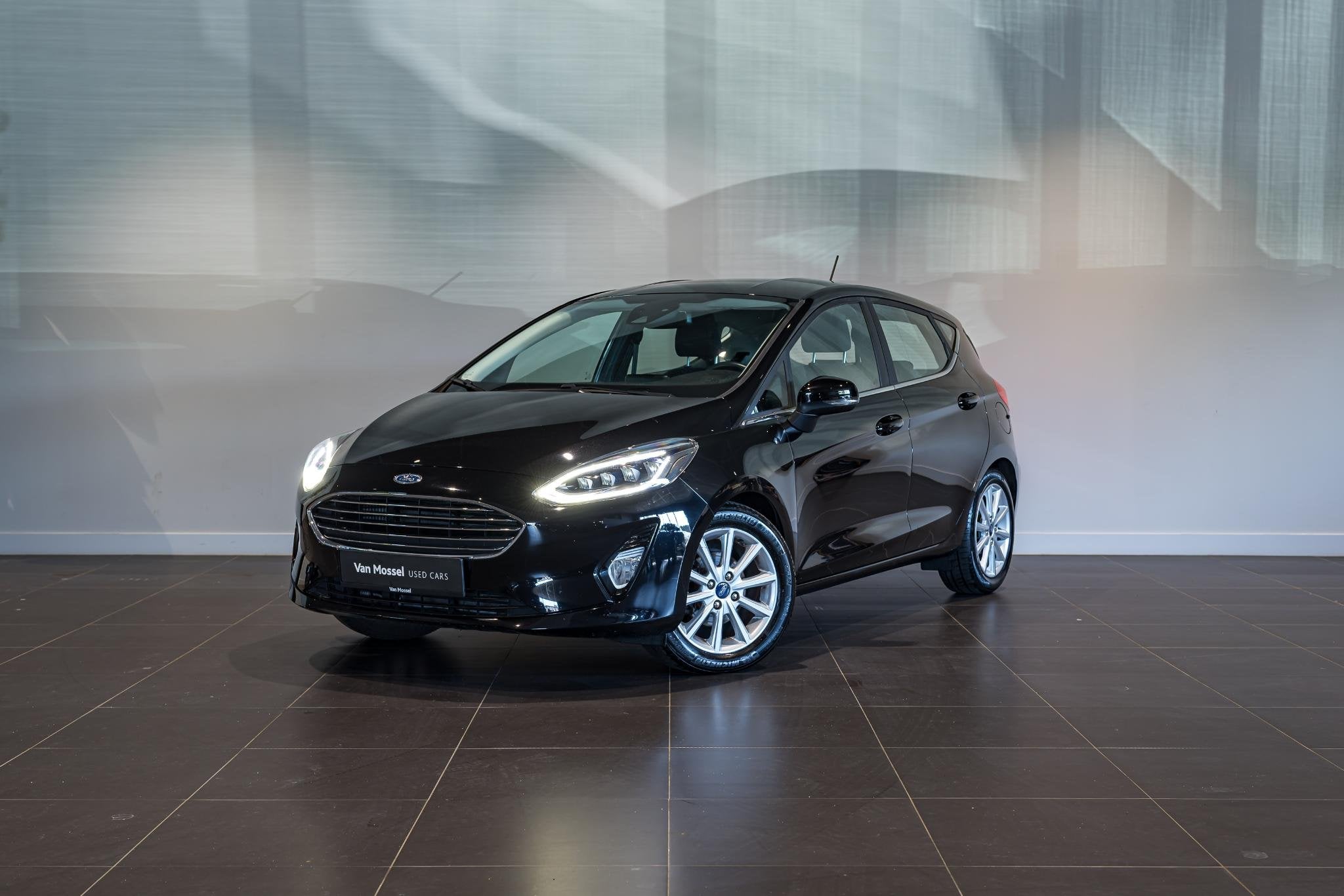 Ford Fiesta 1.0i Titanium | Winterpack | LED | LMV | Carplay, Euro 6, Boîte manuelle, Electronic Stability Program (ESP), 5 portes