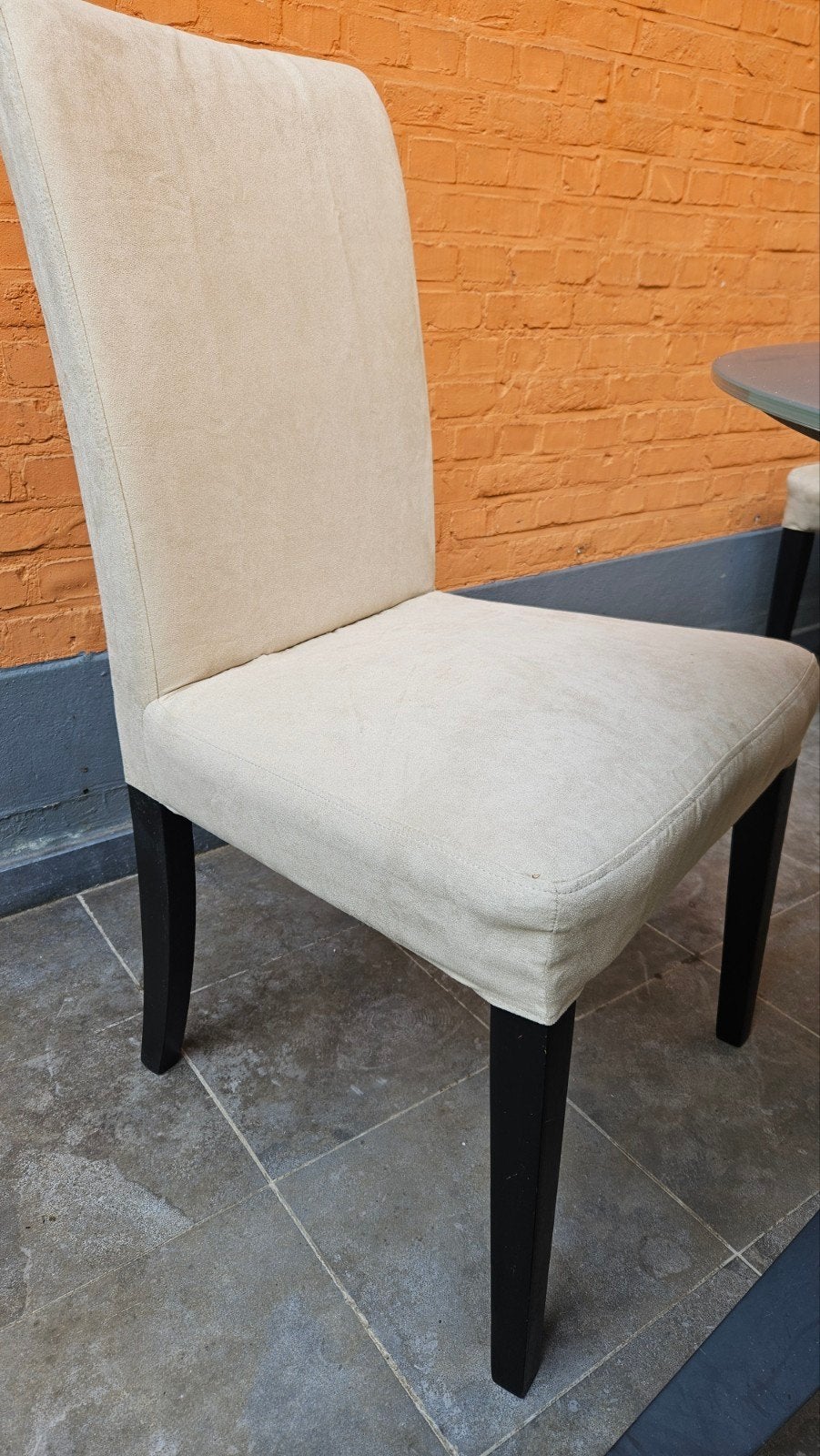 A donner : 6 chaises, Enlèvement, Utilisé, Cinq, Six Chaises ou plus