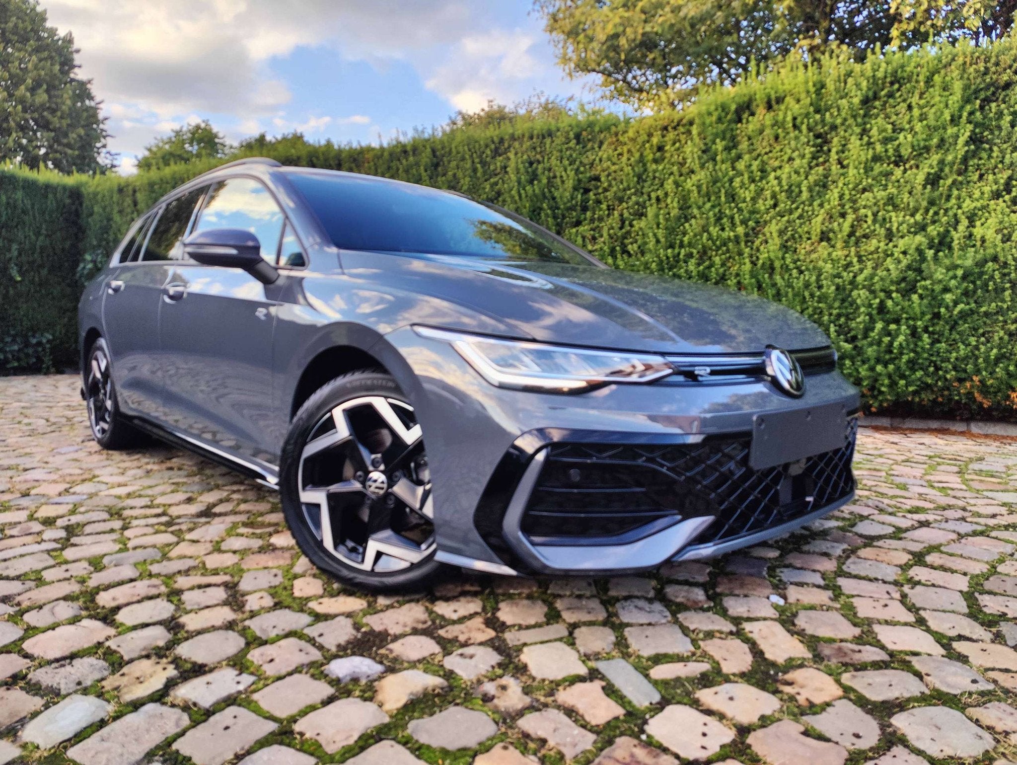 Volkswagen Golf Variant Golf Variant 8,5 Facelift 1.5 TSI R-, Argent ou Gris, Achat, Entreprise, Boîte manuelle