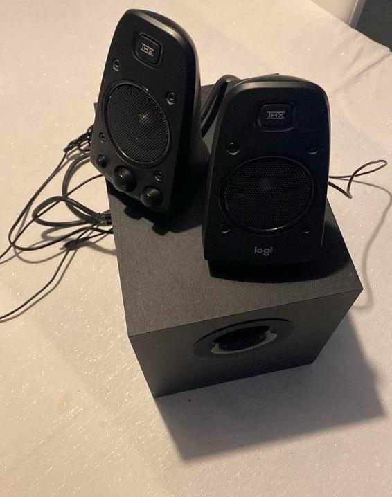 Logitech speaker Z623 Met subwoofer, Enlèvement, Comme neuf