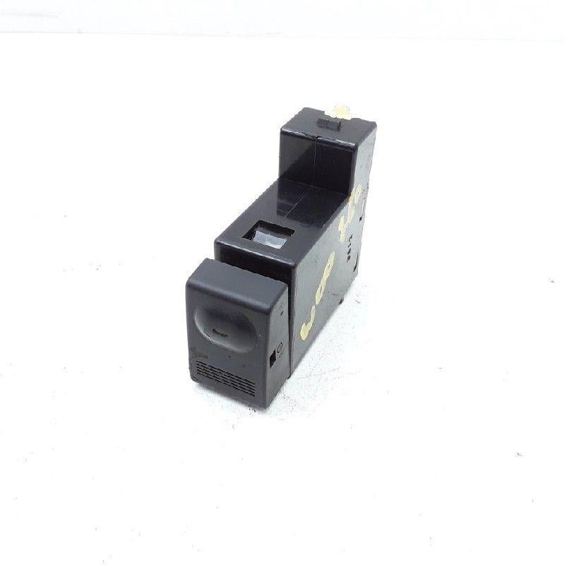 COMMUTATEUR Mitsubishi Space Wagon (N3 / N4), Autos : Pièces & Accessoires, Tableau de bord & Interrupteurs, Mitsubishi, Utilisé