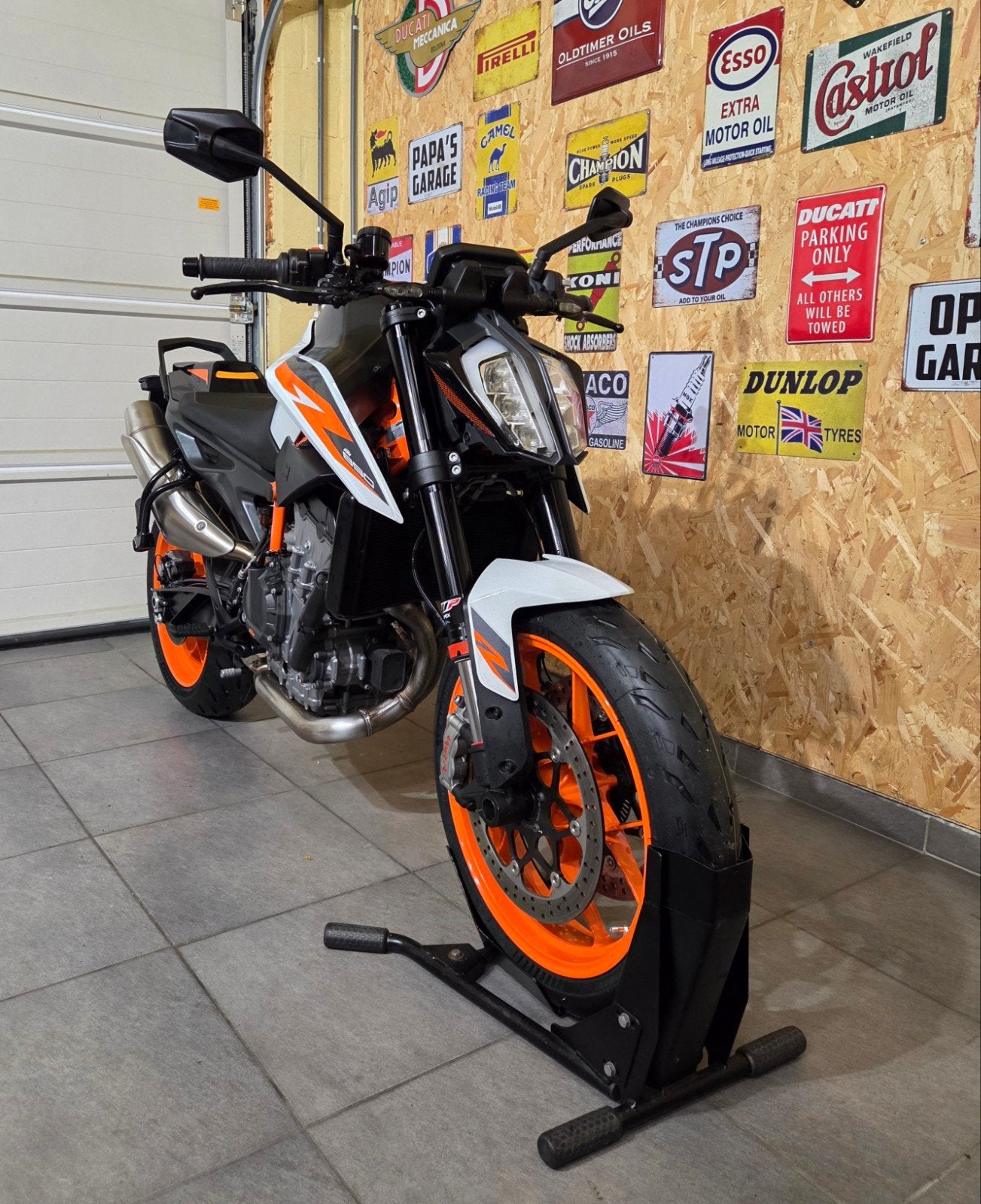 Straffe KTM Duke 890R! *Keuring en Garantie*, Motoren, ABS, 2 cilinders, Occasion, 890 cc