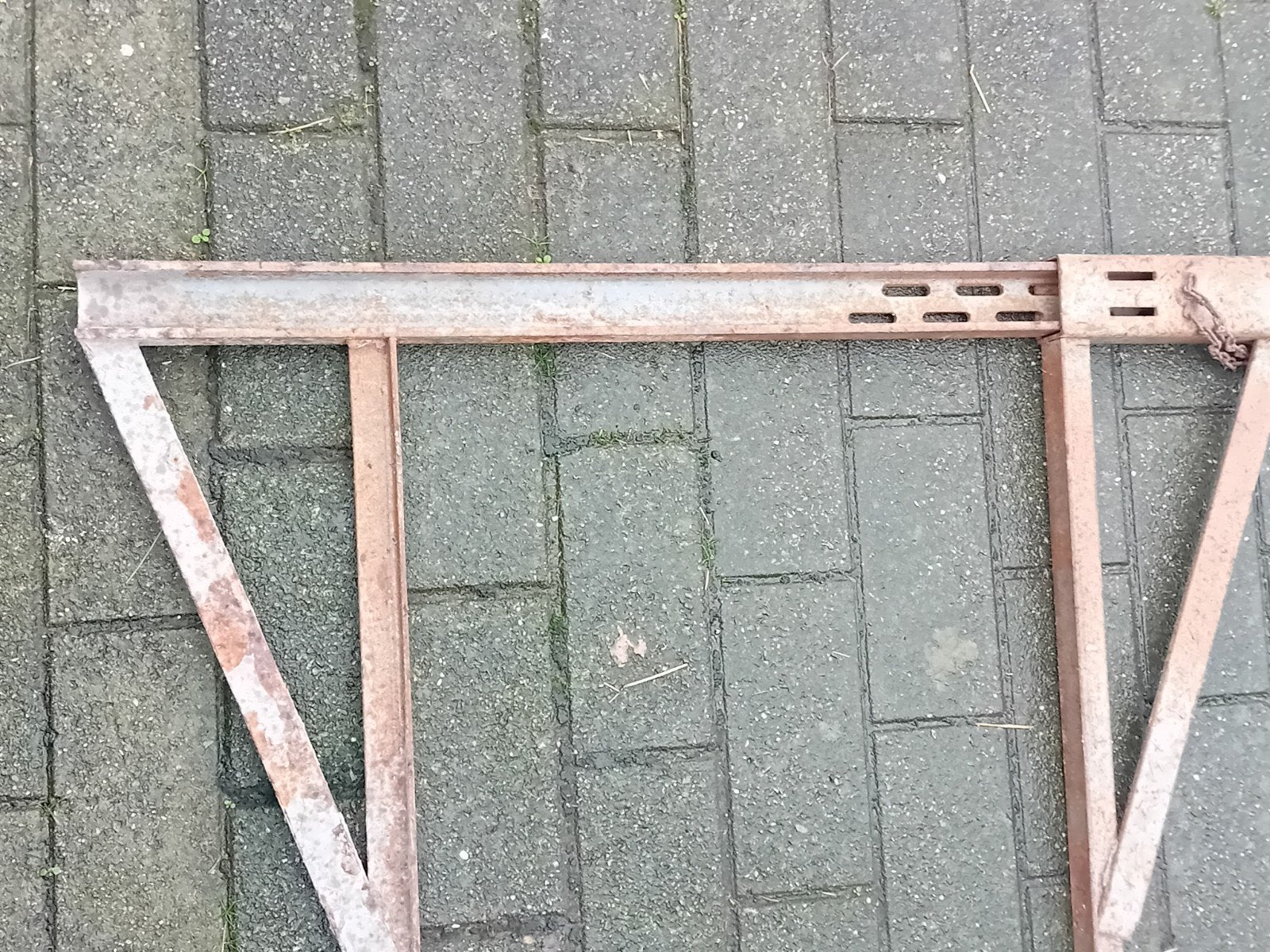 Beton klemmen, Doe-het-zelf en Bouw, Ophalen of Verzenden, Zo goed als nieuw