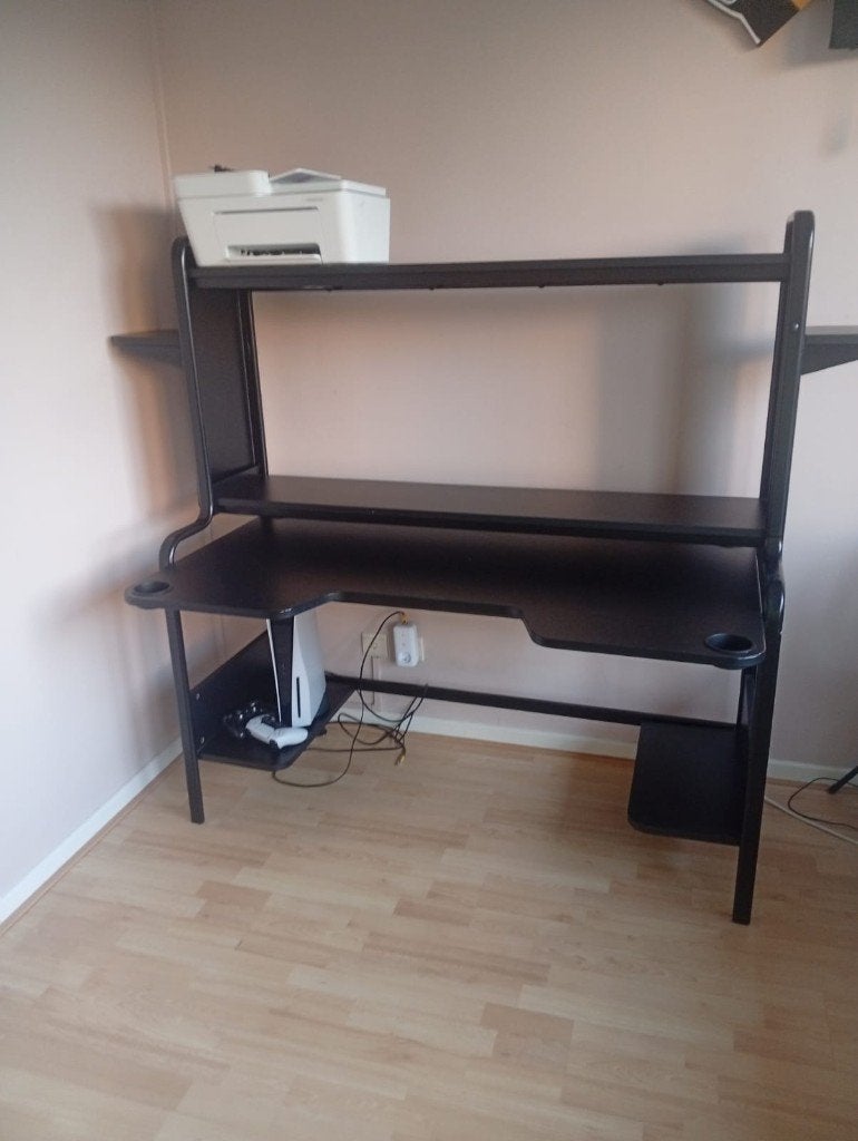 À vendre un bureau gamer en très bonne état  à 100€, Huis en Inrichting, Bureaus, Zwart, Ophalen of Verzenden, Zo goed als nieuw