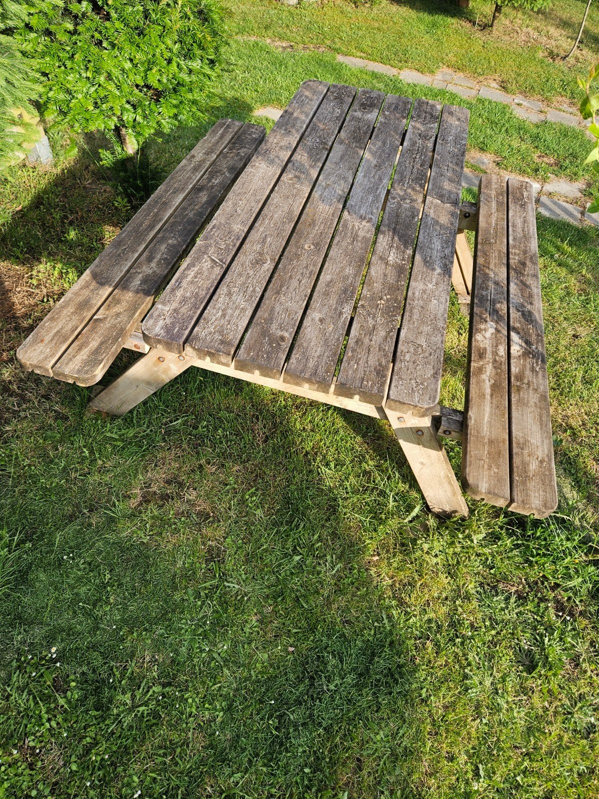 Table de pique-nique L=175 cm utilisée à Houthalen, Jardin & Terrasse, Tables de pique-nique, Enlèvement