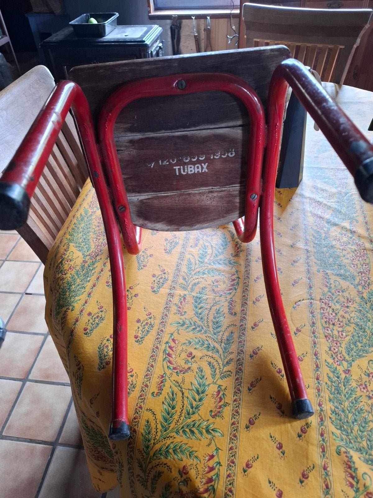 Een Tubax kinderstoel uit 1958, Ophalen