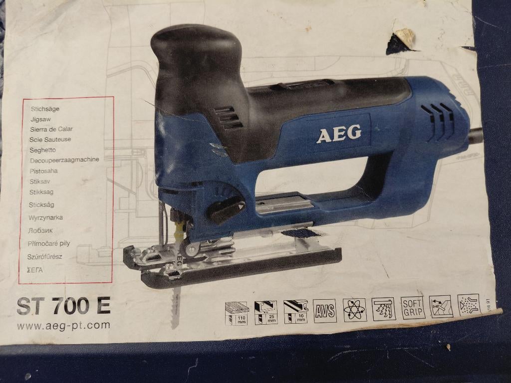 AEG Scie sauteuse  ST 705    705 W, Bricolage & Construction, Enlèvement ou Envoi, 70 mm ou plus, Utilisé, Scie sauteuse