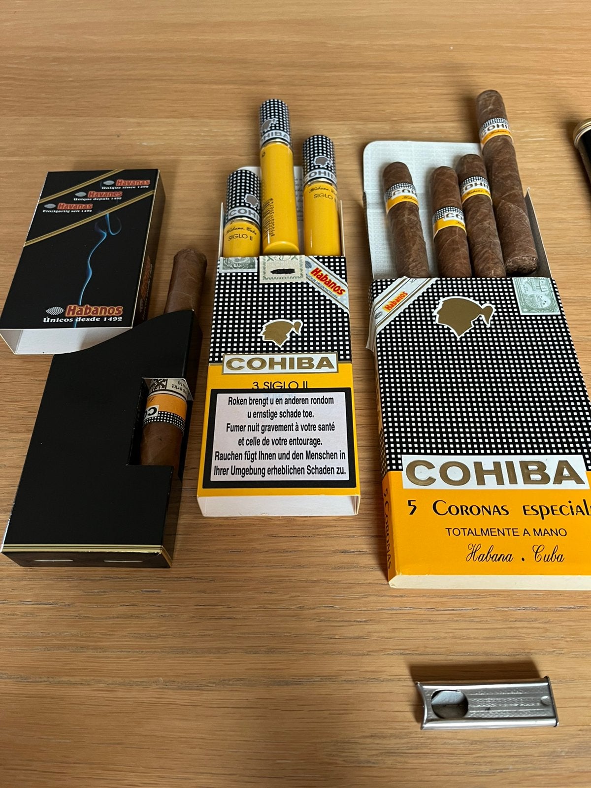 Cohiba collectie uit Cuba, 8 sigaren + metalen knipper., Enlèvement