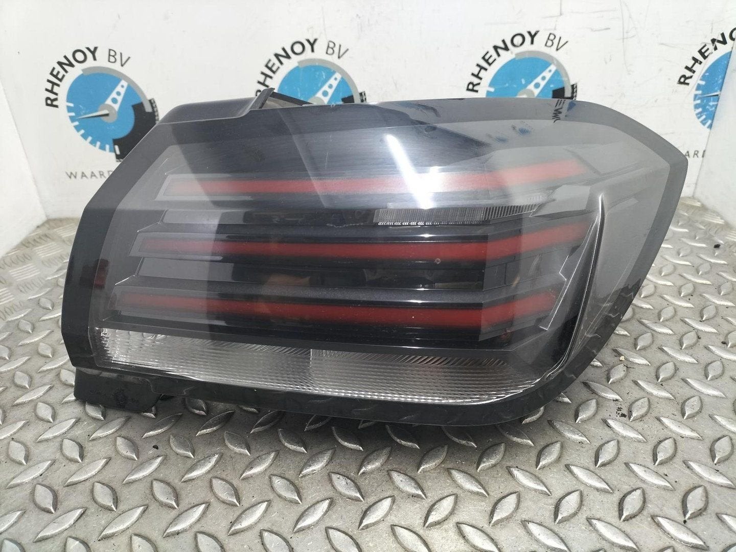 PEUGEOT 208 P21E Allure ACHTERLICHT R 2025, Enlèvement ou Envoi, Utilisé, ARN reconnu