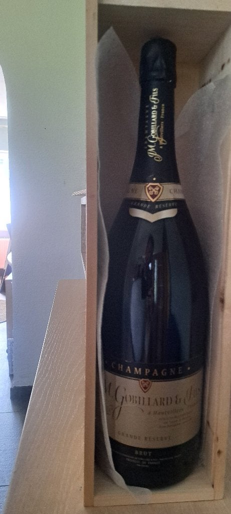 Champagne JM Gobillard et Fils, Pleine, Comme neuf, Champagne, Enlèvement