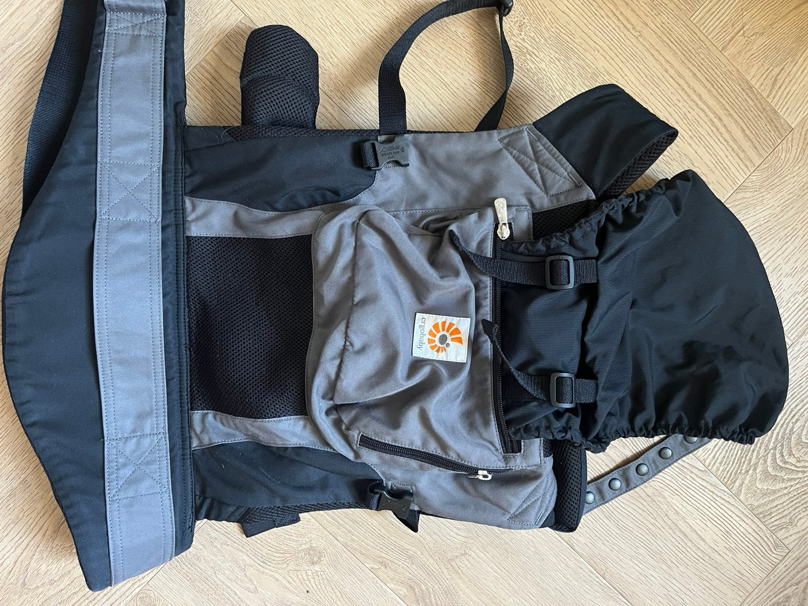 Ergobaby draagzak met infant seat zwart, Kinderen en Baby's, Babydragers en Draagdoeken, Ophalen, Zo goed als nieuw, Draagzak