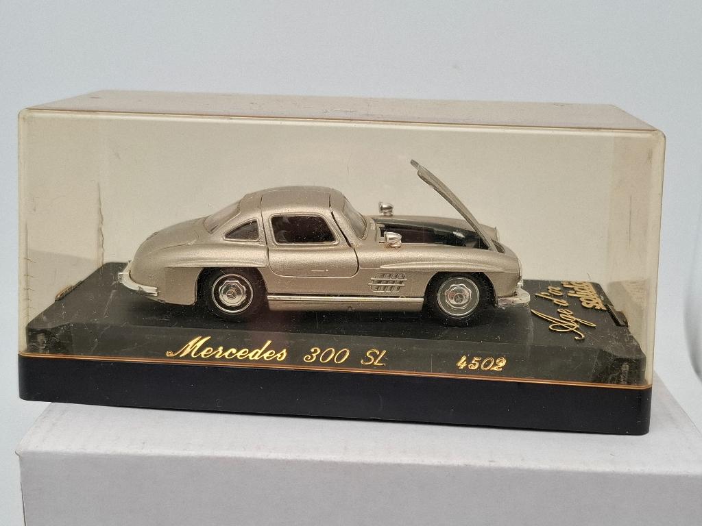 Mercedes Benz 300 SL - Solido 1/43, Envoi, Comme neuf, Voiture, Solido