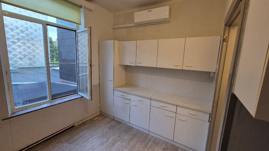 1‑slaapkamerapp in Lier onmiddelijk beschikbaar met airco, Immo, Appartements & Studios à louer, 50 m² ou plus, Province d'Anvers