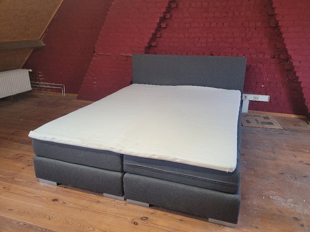Boxspring inclusief matras en topper, Gris, Comme neuf, Enlèvement, Autres dimensions