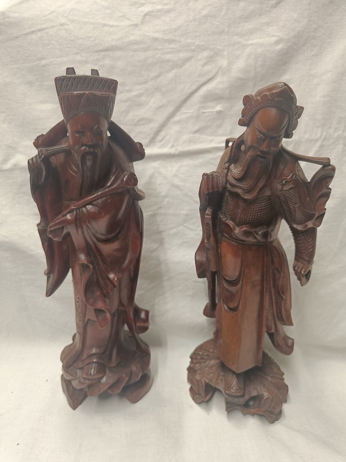 2 houten beelden 31 cm hoog, Antiek en Kunst, Ophalen