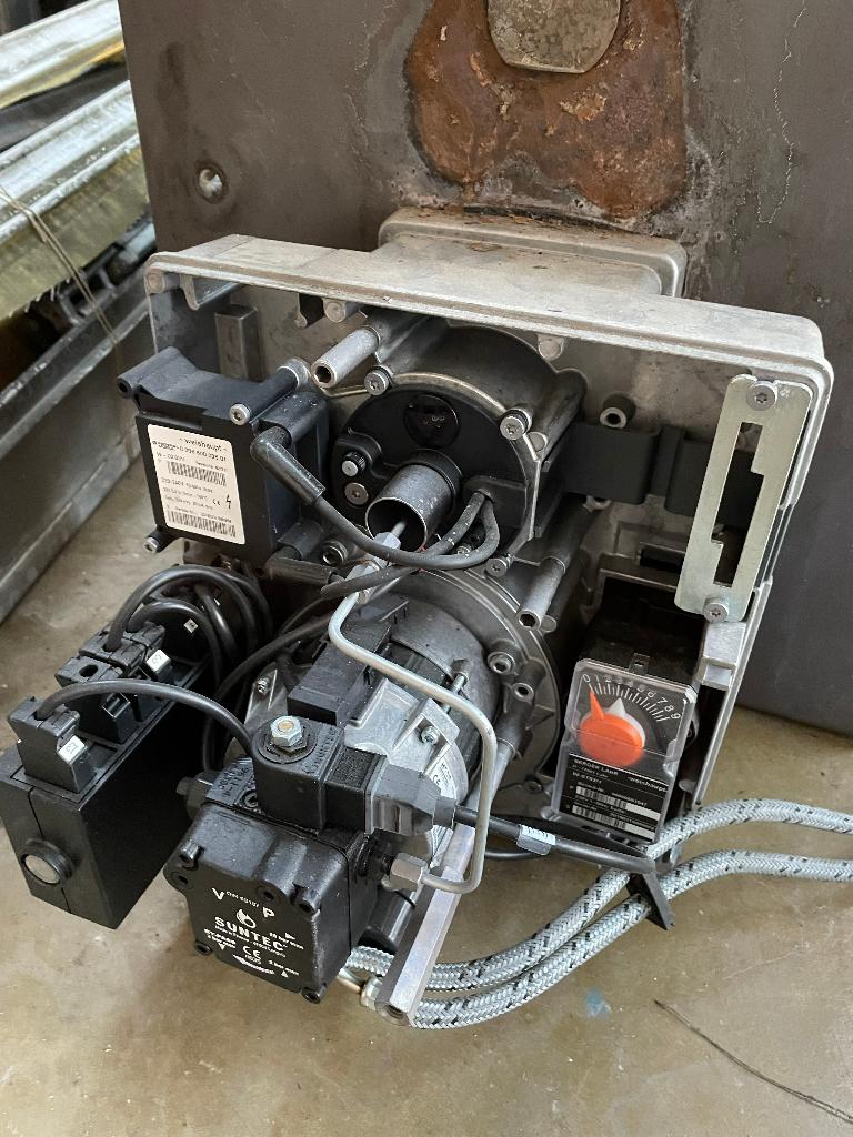 Bruleur mazout Weishaupt, 800 watts ou plus, Moins de 60 cm, Enlèvement, Utilisé