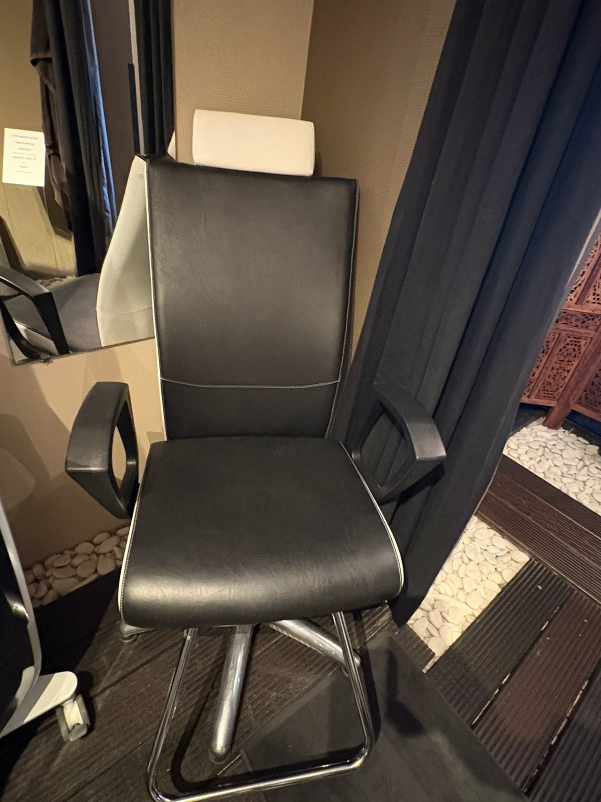 Fauteuil de soins visage, cil , blanchiment dentaire etc, Enlèvement ou Envoi