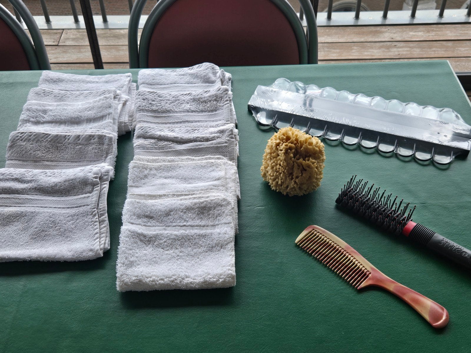 Toutes sortes de salles de bain - tout sur la table pour seu, Enlèvement ou Envoi
