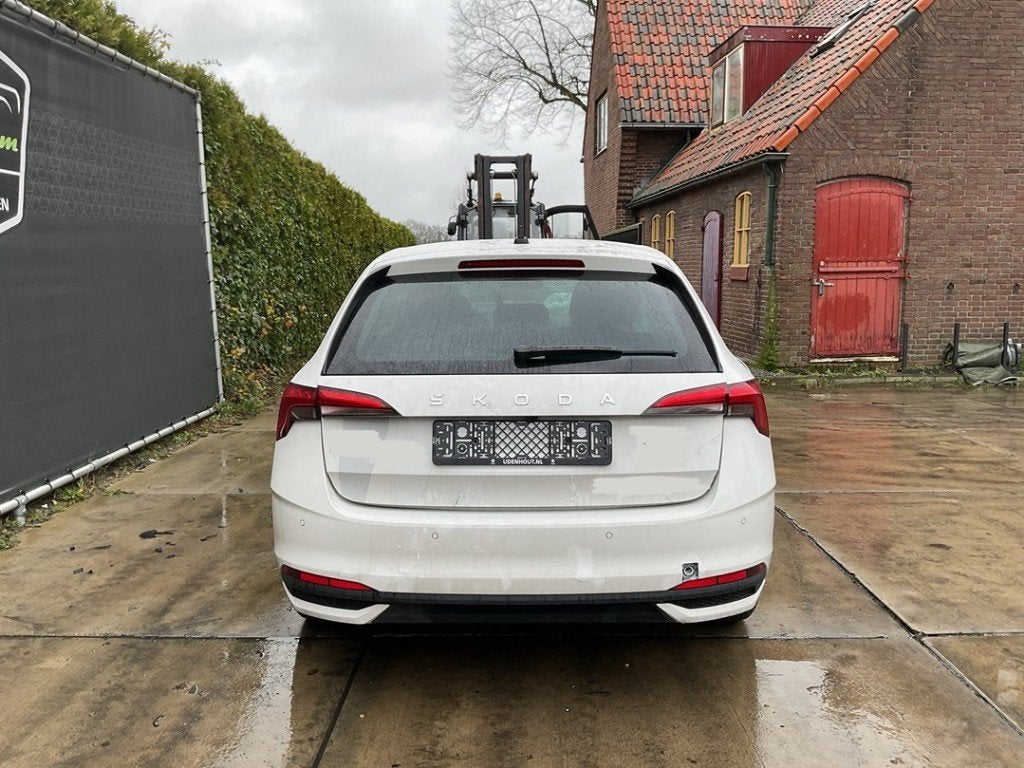 ACHTERKLEP Skoda Scala (01-2019/-) (|657827023B|657827023D|), Dhr. J. Ham, Gebruikt, Achterklep, Administratie@autoham.nl