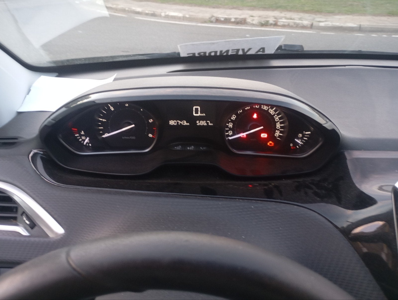 Peugeot 208 hdi 70, Autos, Achat, Euro 6, Boîte manuelle, Entretenue par le concessionnaire