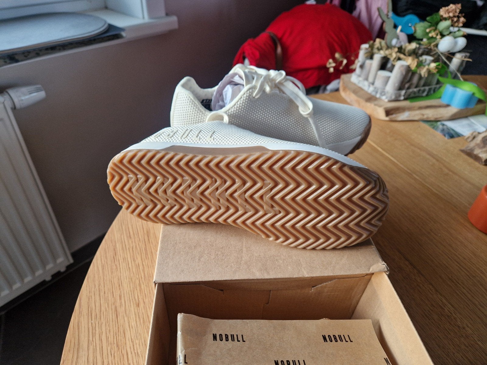 Chaussures de sport No Bull taille 39., Enlèvement