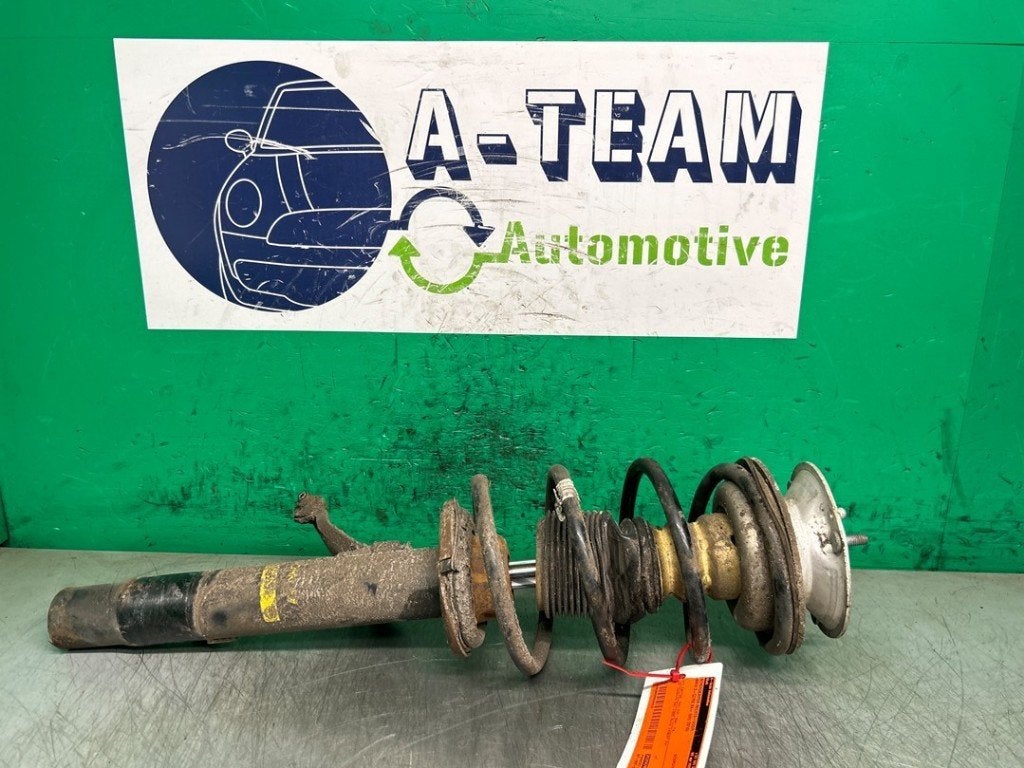 AMORTISSEUR OU ABSORBEUR DE CHOC AVANT DROIT (|31316786016|), Utilisé, BMW, Petuelring 130
80809  München, DE, Bayerische Motoren Werke AG