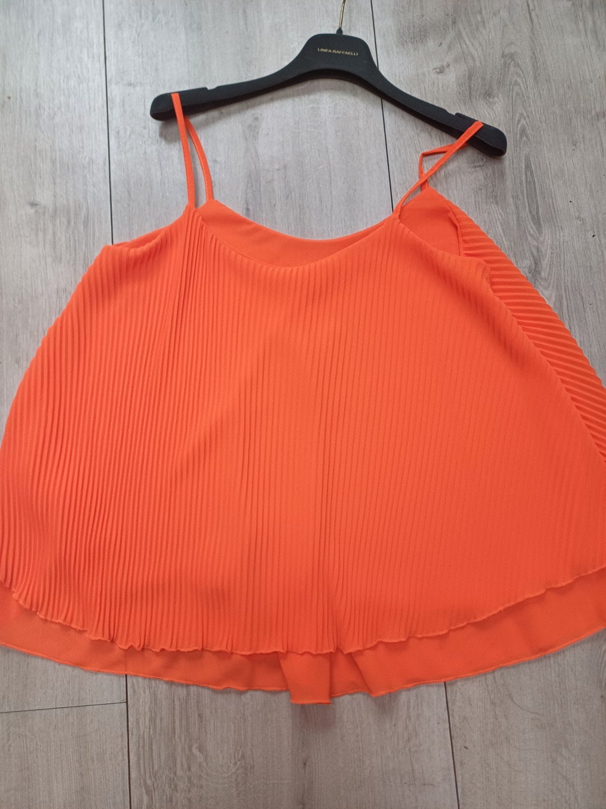 Blouse orange à fines bretelles T44/46/48, Vêtements | Femmes, Tops, Sans manches, Taille 46/48 (XL) ou plus grande, Enlèvement ou Envoi