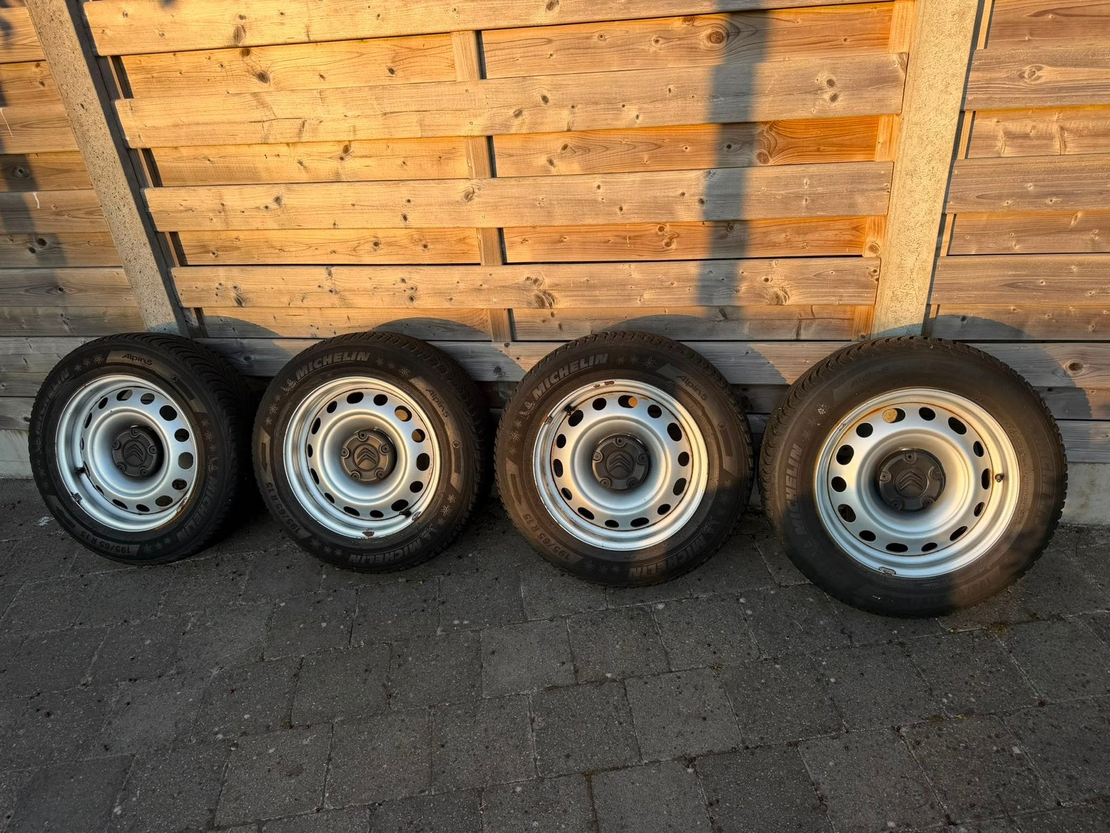 Berlingo/Partner velgen & banden, Auto-onderdelen, Banden en Velgen, Ophalen, 15 inch, Winterbanden, Band(en)