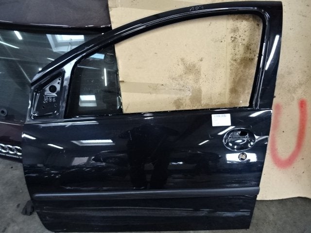 PORTIER LINKS VOOR Peugeot 107 (01-2005/05-2014), Gebruikt, Voor, Peugeot, Deur