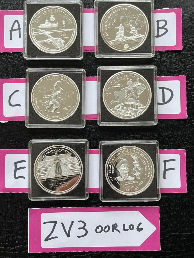 ZV3 Zwaar verzilverde gedenkpenningen (NL in Oorlog) 40mm, Enlèvement, Argent