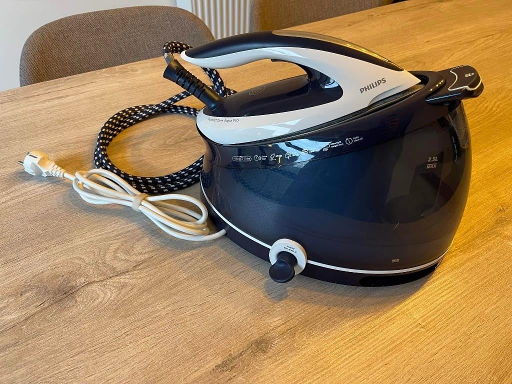 Strijkijzer, Elektronische apparatuur, Ophalen, Gebruikt, Strijkijzer met snoer