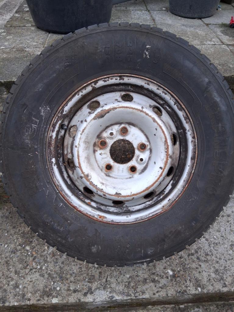225/70/15C iveco, Auto diversen, Aanhangwagen-onderdelen, Ophalen