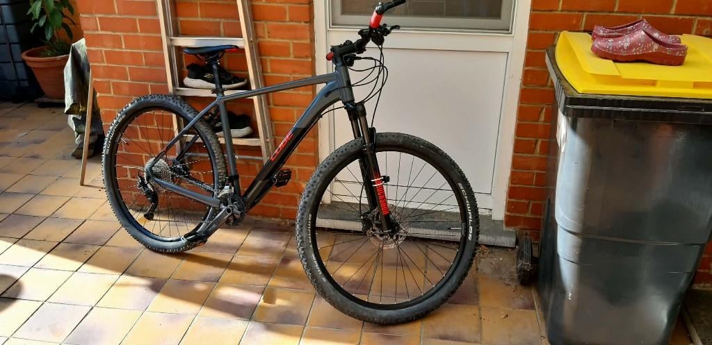 Vélo cube à vendre !, Enlèvement, Comme neuf, Hommes, Autres marques