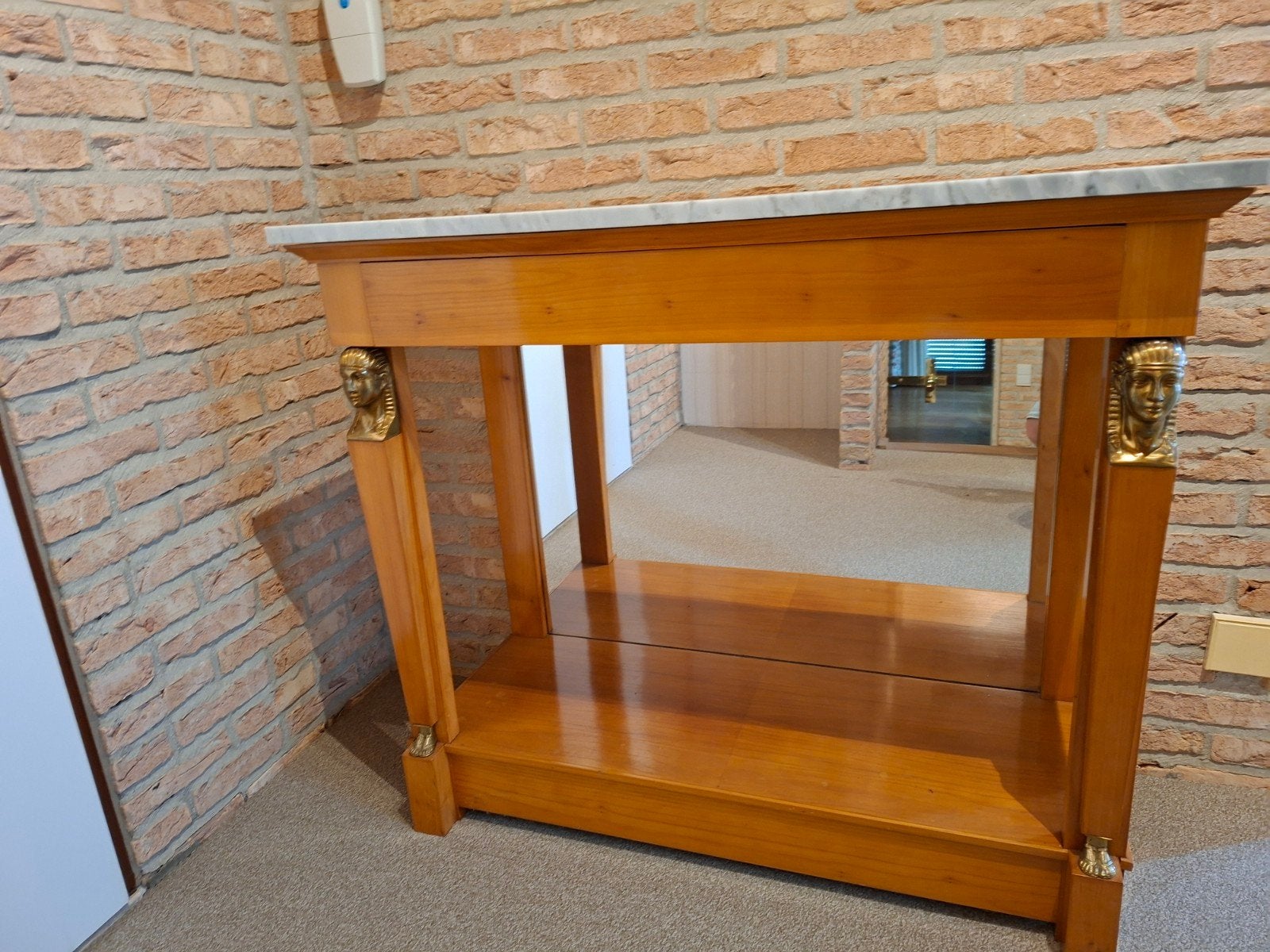kast commode, Ophalen