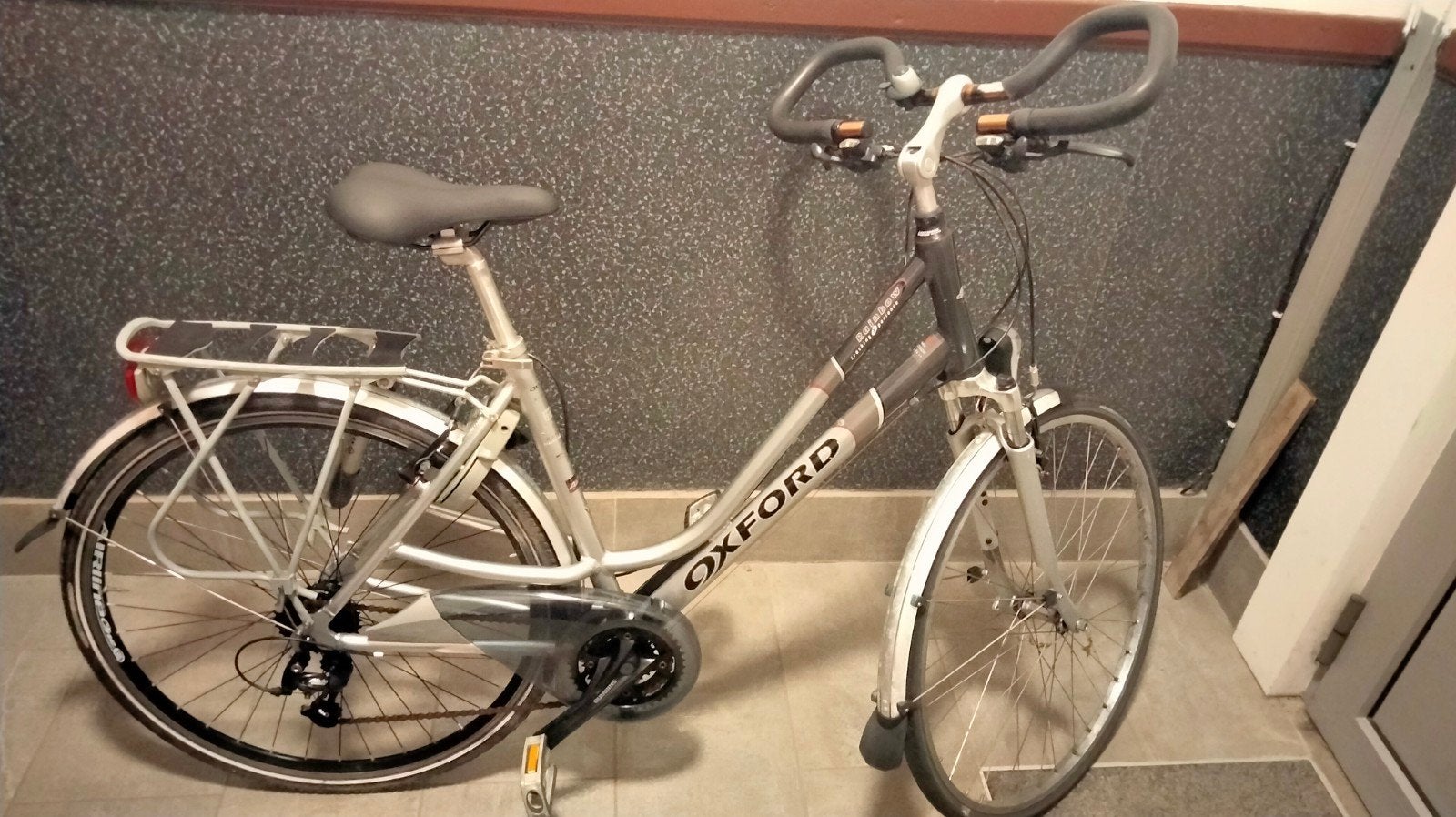 Oxford Damesfiets 24 versnellingen 28", Versnellingen, Zo goed als nieuw, 50 tot 53 cm, Ophalen