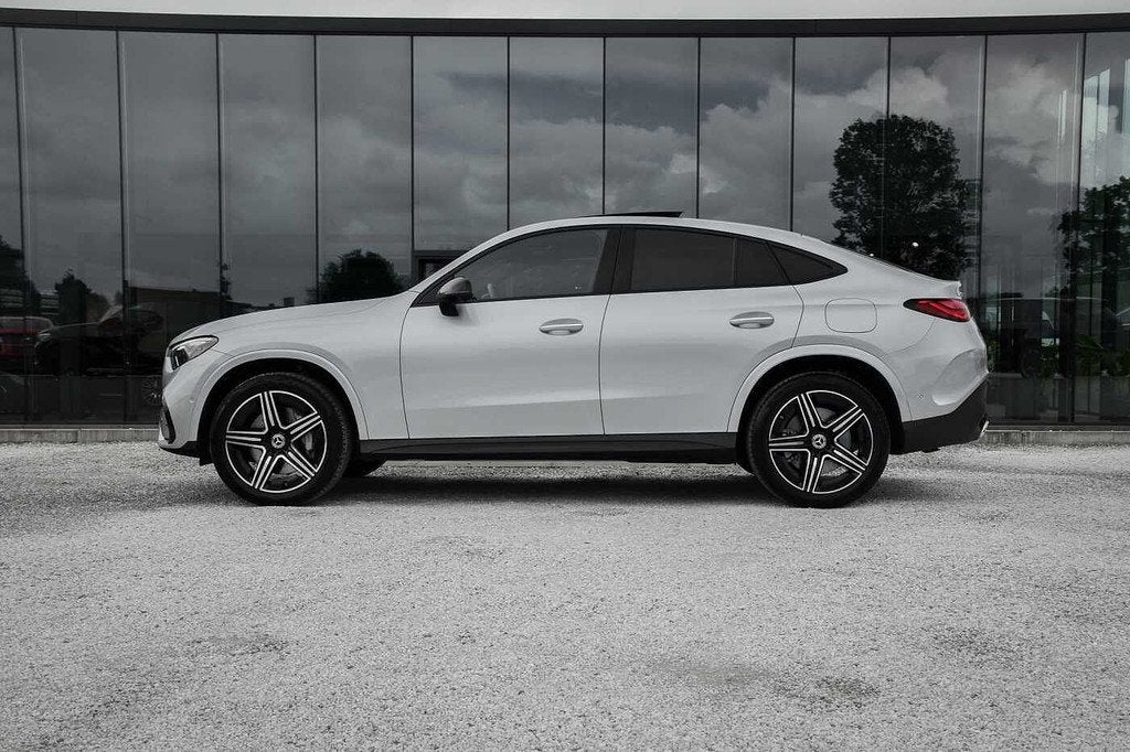 Mercedes-Benz GLC 300 e Coupé AMG Pano Burmester Memory, Autos, Cuir, Argent ou Gris, Achat, Euro 6