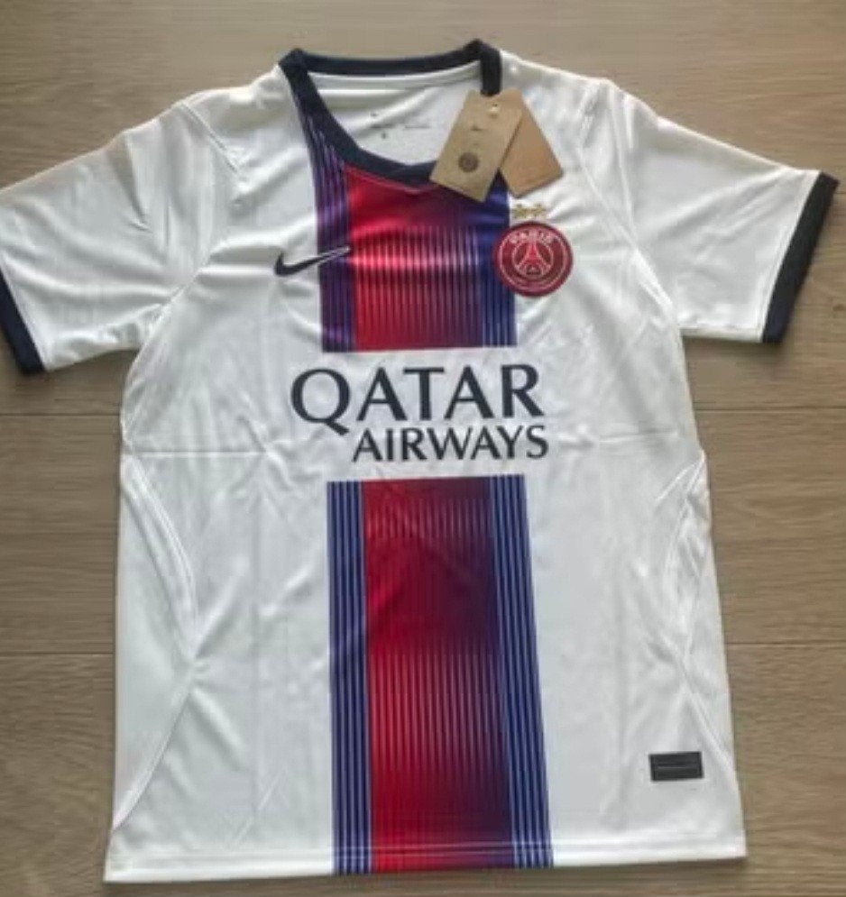 maillot De Paris-Saint-Germain, Envoi, Maillot