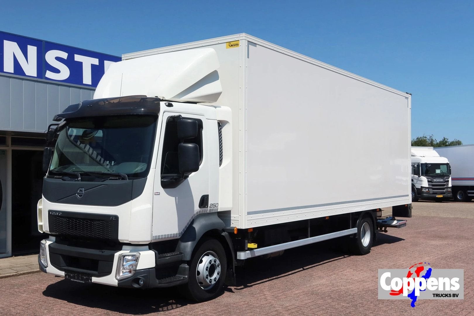 Volvo FL 250 Meubelbak + Dhollandia 1500 Full air suspension, Auto's, Vrachtwagens, Automaat, Bedrijf, Diesel, Te koop