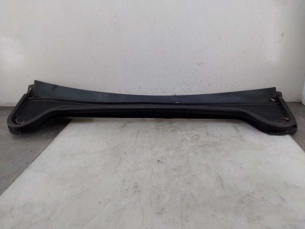 BAIE DE PARE BRISE Ford Focus 4 (01-2018/12-2025), Henry-Ford-Straße  1
50735  Köln, DE, Ford-Werke GmbH, Kunden@ford.com, Ford