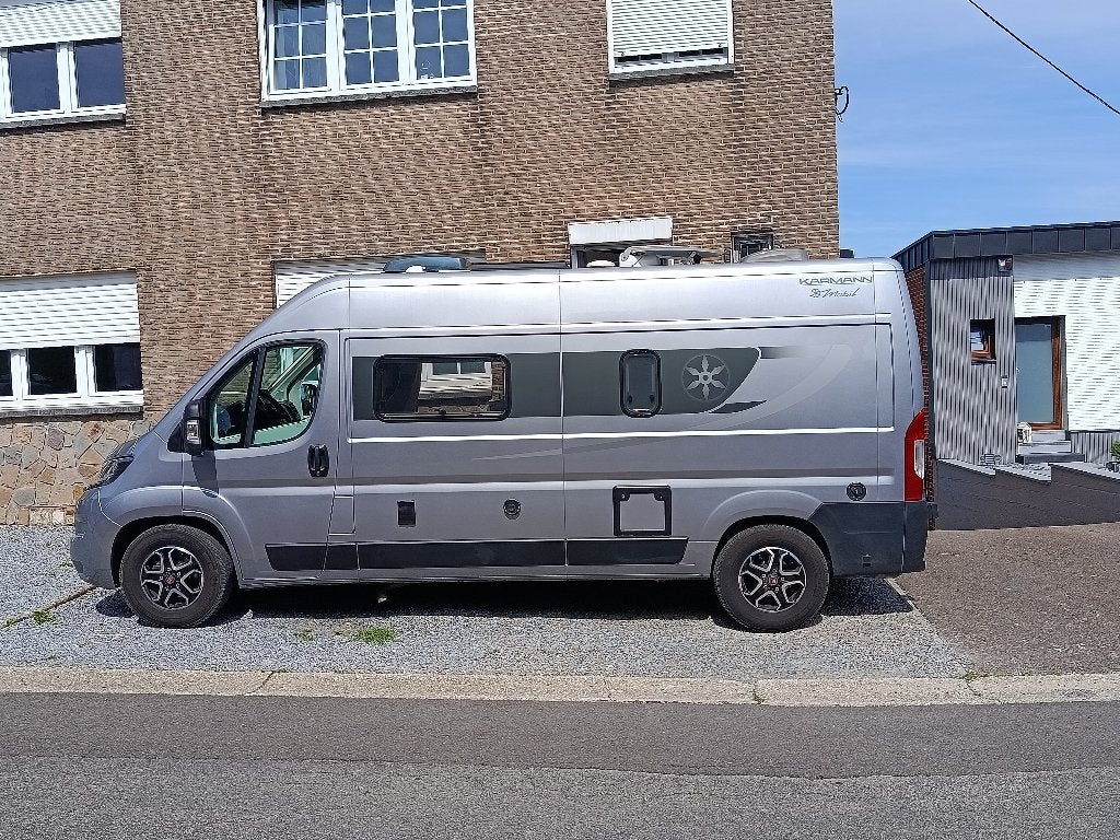 Fourgon aménagé Karmann Davis 591, Caravanes & Camping, Jusqu'à 4, Réfrigérateur, 5 à 6 mètres, Fiat